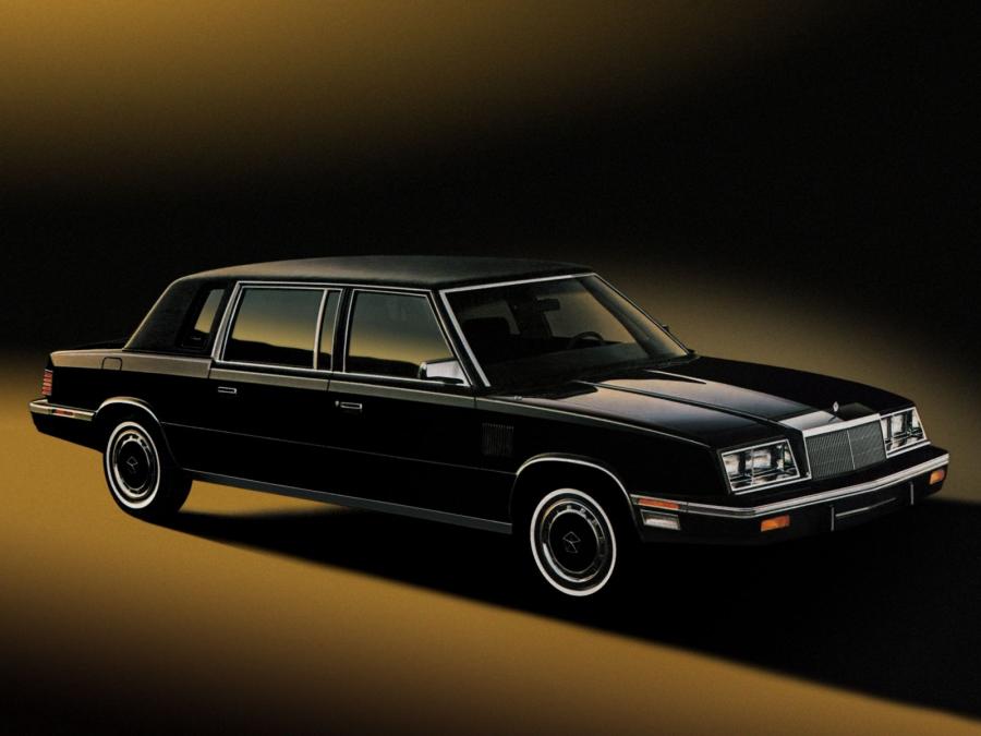  Chrysler Executive Limousine 1983 года  (фото 5 из 5)
